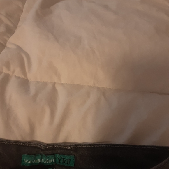 Jeans Want a better butt size 3 - Picture 2 of 5